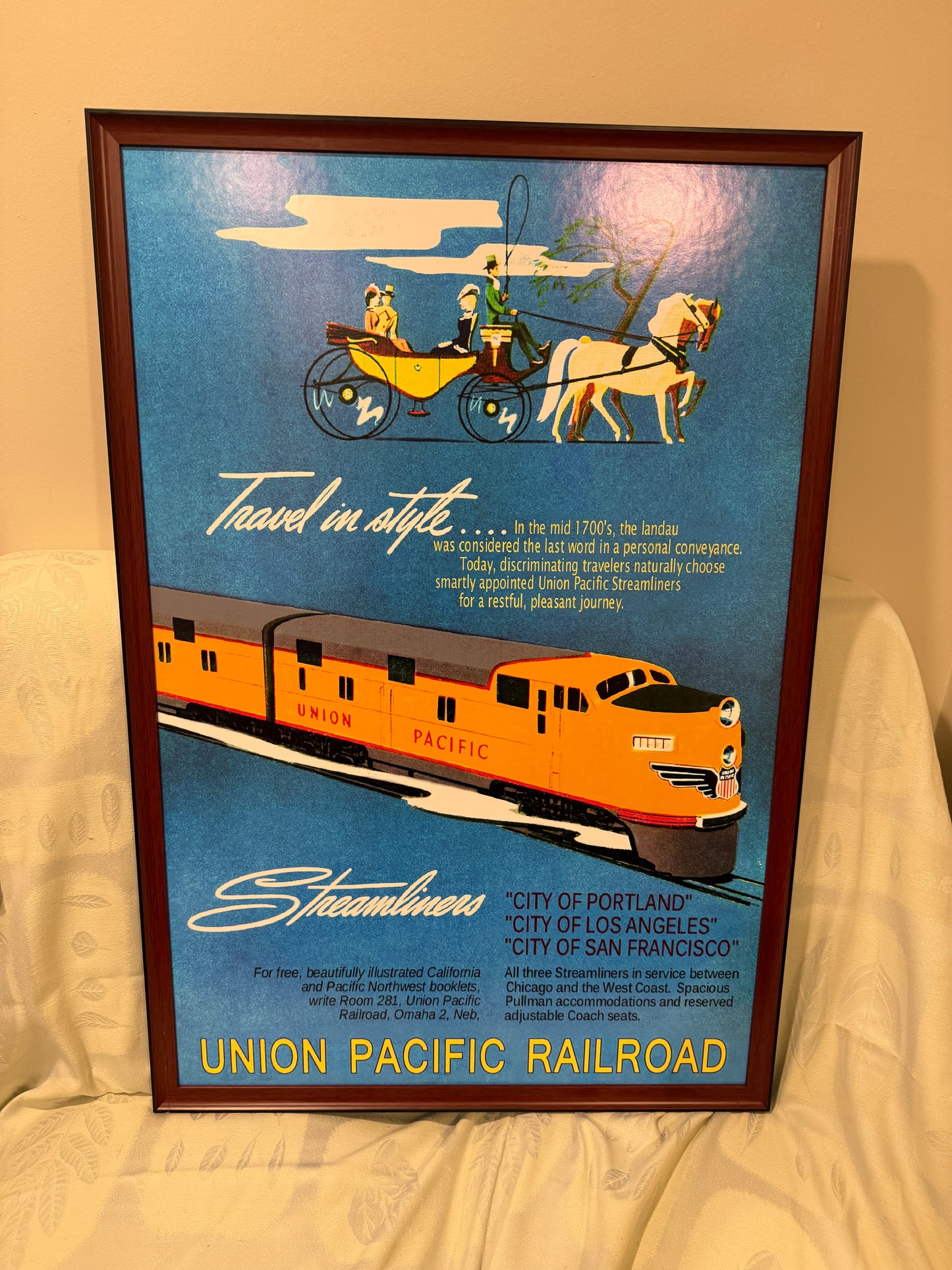 Framed Vintage-Style Poster – Union Pacific Streamliners “Travel in Style” Mid-Century Advertising Reproduction